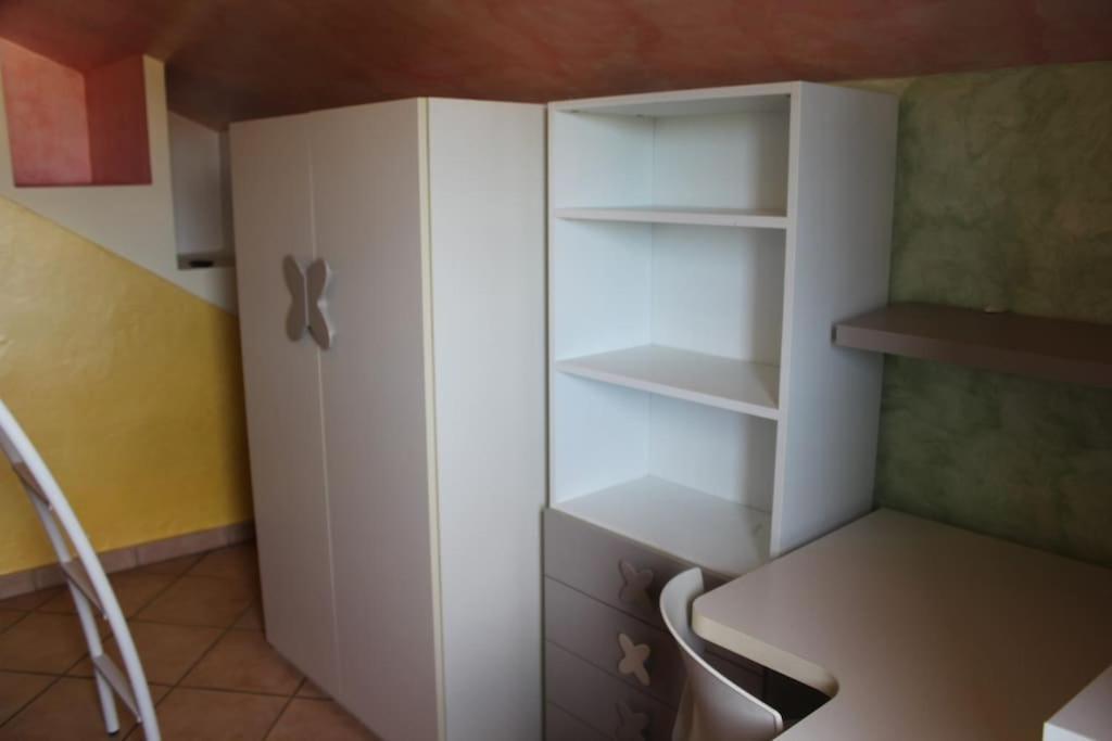 Affittacamere La Torre Tegoleto Exteriör bild